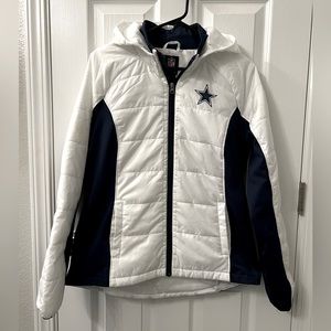 Dallas Cowboys women’s coat.